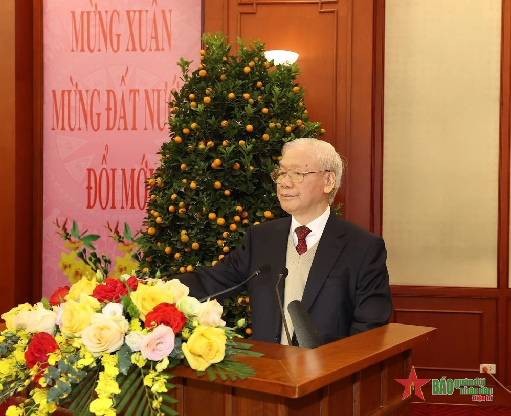 Tổng Bí thư Nguyễn Phú Trọng chúc Tết các đồng chí lãnh đạo, nguyên lãnh đạo Đảng, Nhà nước